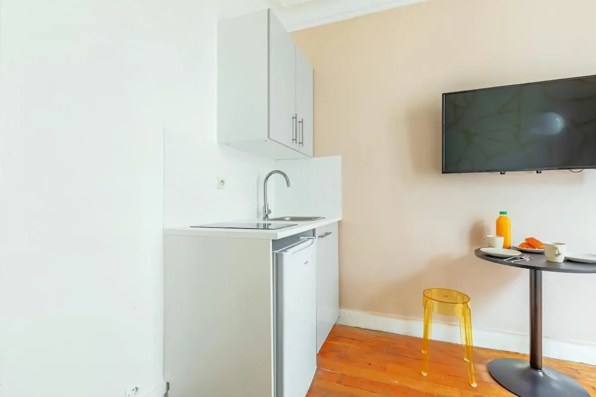 Joli 2 Pieces Dans Un Beau Quartier De Paris-Ii Διαμέρισμα